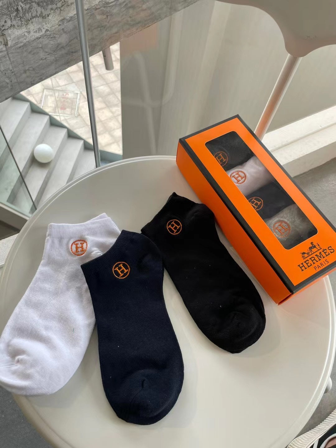 Hermès Orange Tall Window Box Display Crew Socks, image 9