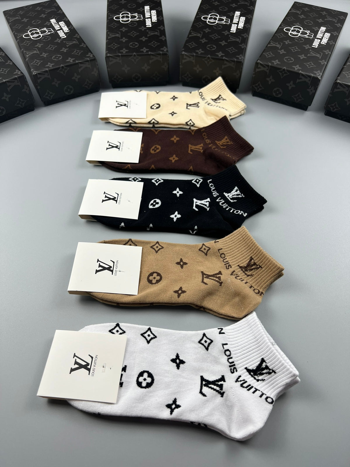 Louis Vuitton Black White Earthy Repeat Flowers Ankle Socks, image 9