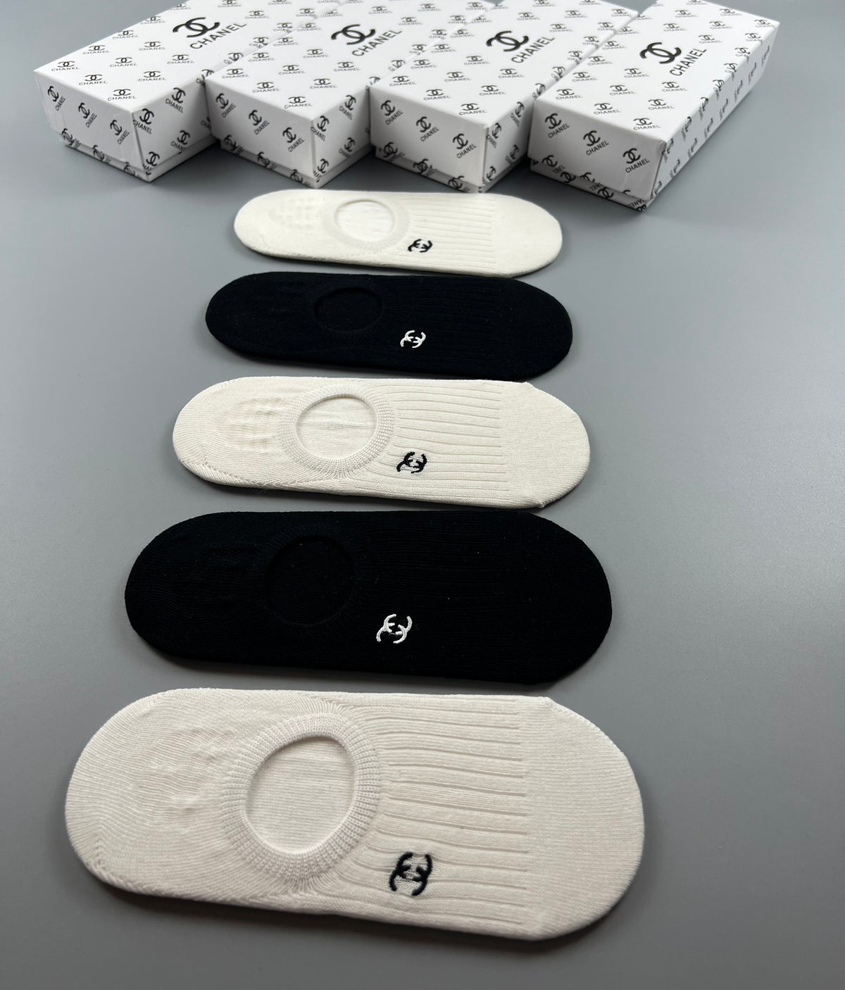 CHANEL Minimal Emblem Neutral No-Show Socks, gallery image 9