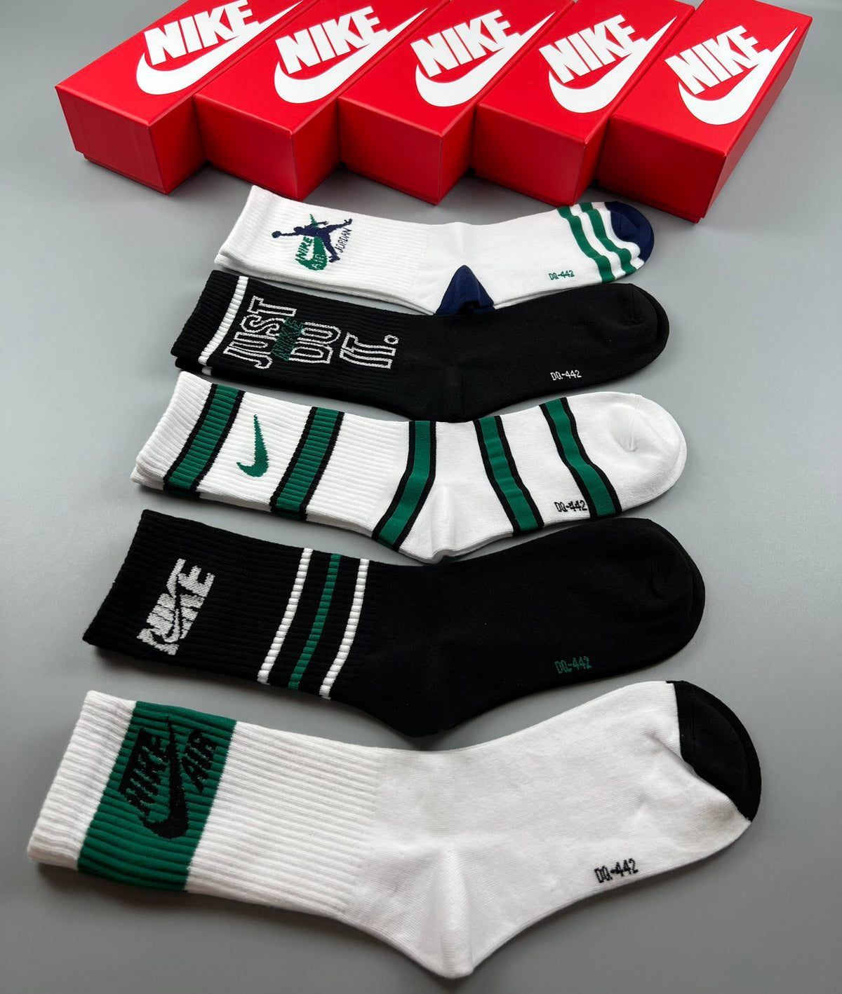 Nike Green Accent Graphic Crew Socks, gallery image 9