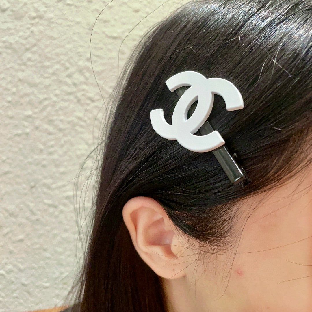 Martin Graham hair accessory in polished metal-tone – main product view
