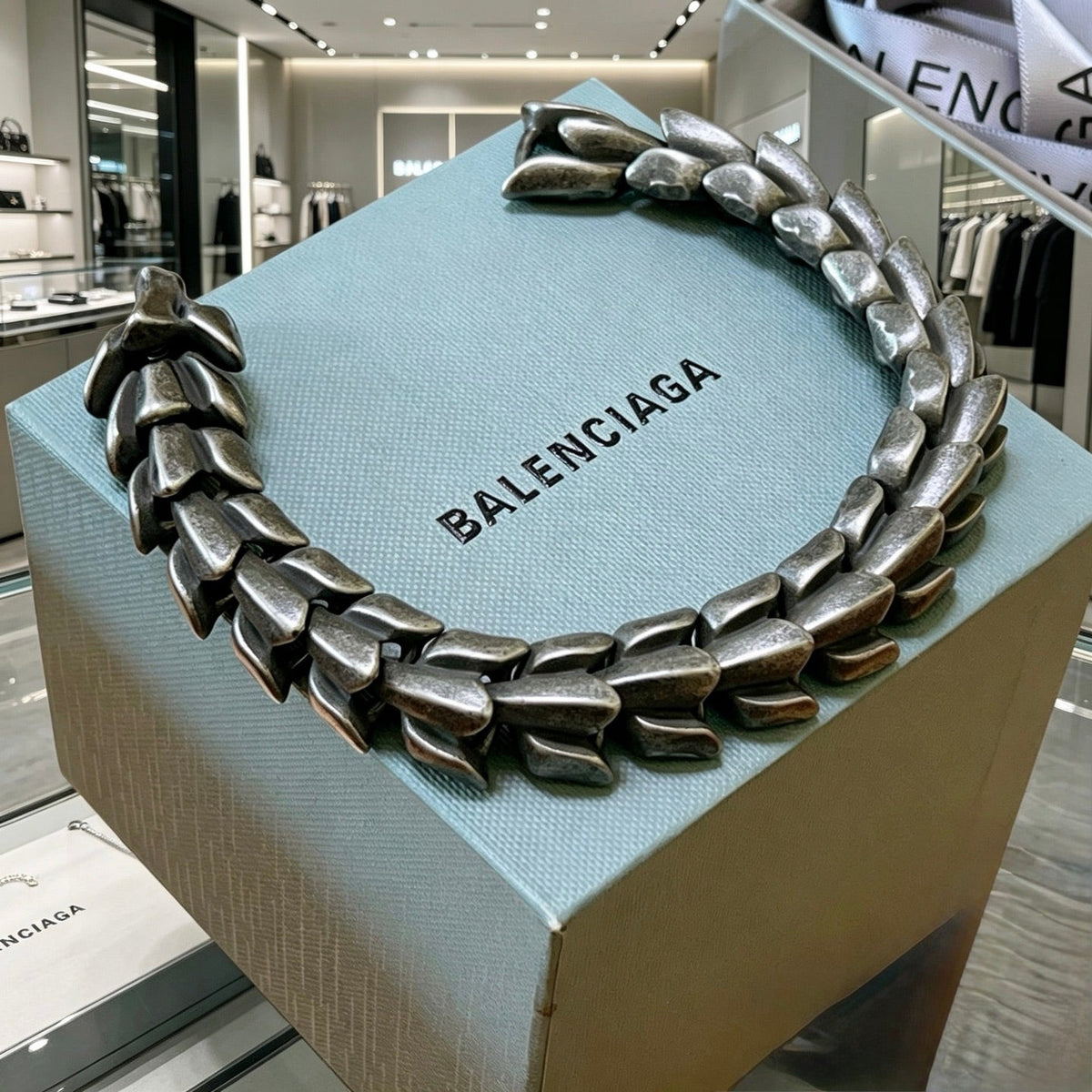 Martin Graham bracelet in polished metal-tone – main product view