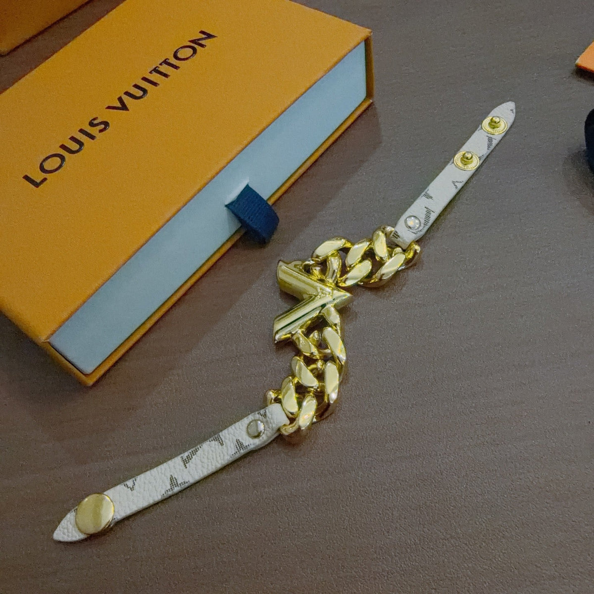 Martin Graham bracelet in polished metal-tone – main product view