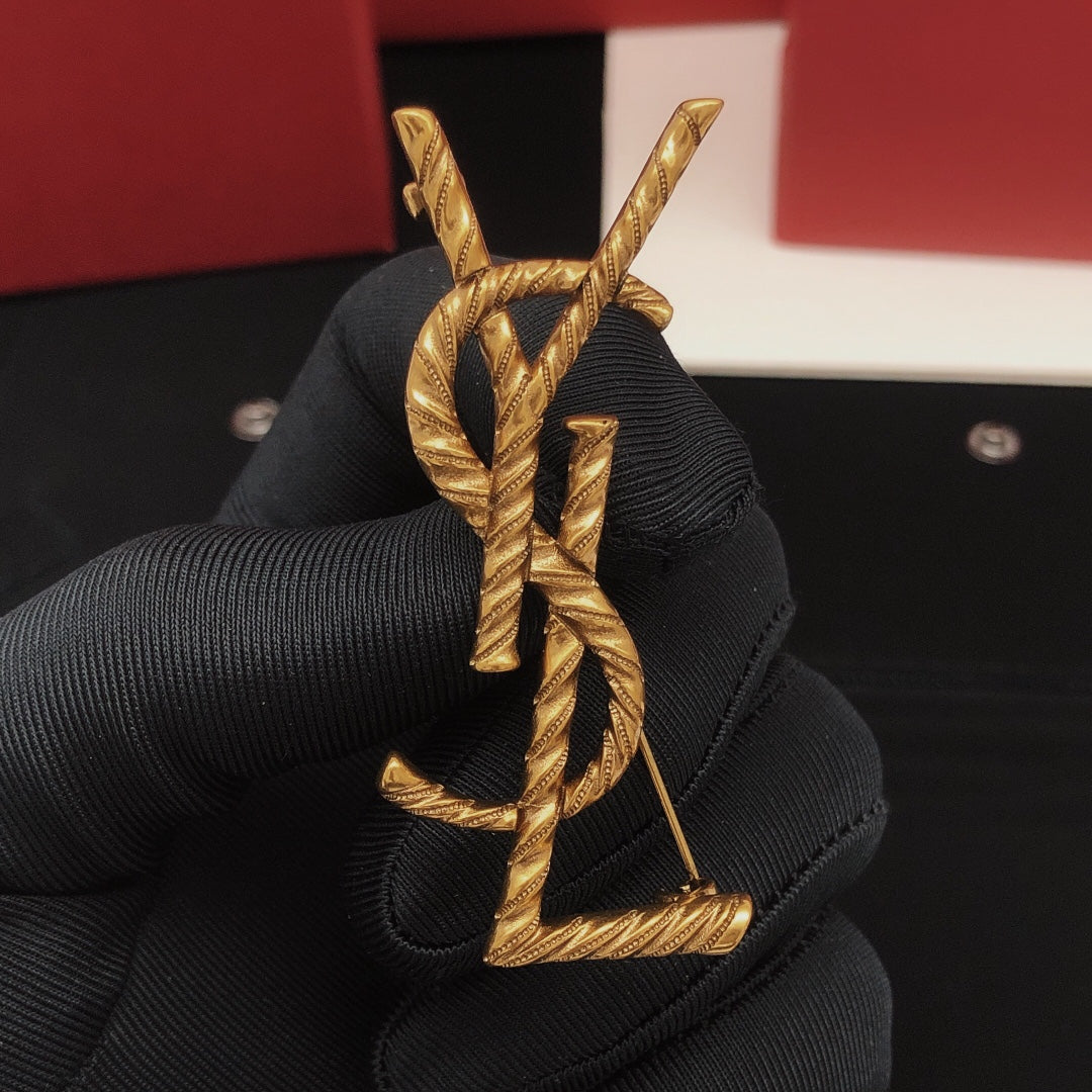 Martin Graham brooch in polished metal-tone – main product view