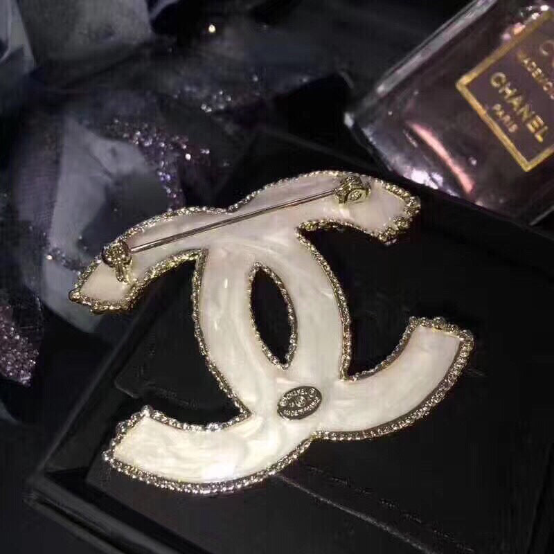Martin Graham brooch in polished metal-tone – main product view