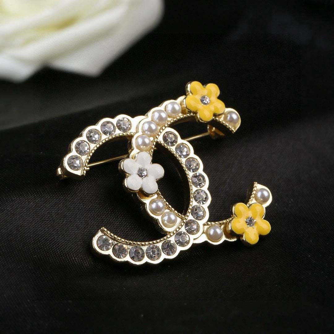 Martin Graham brooch in polished metal-tone – main product view