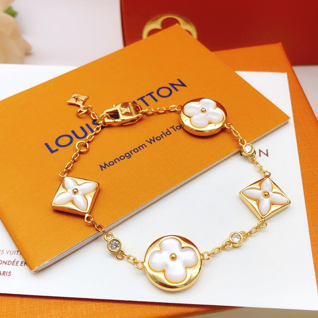 Martin Graham bracelet in polished metal-tone – main product view