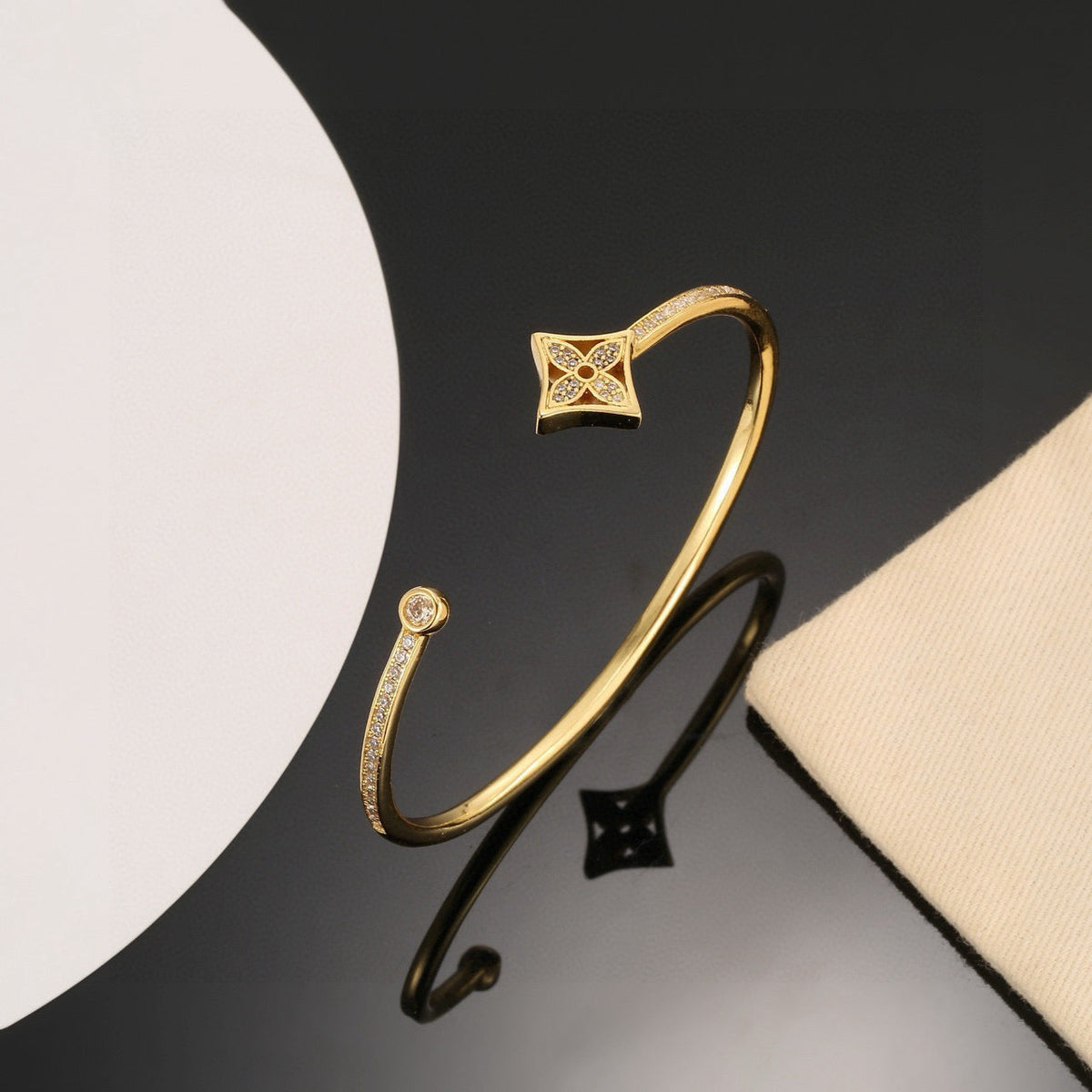 Martin Graham bangle in polished metal-tone – main product view