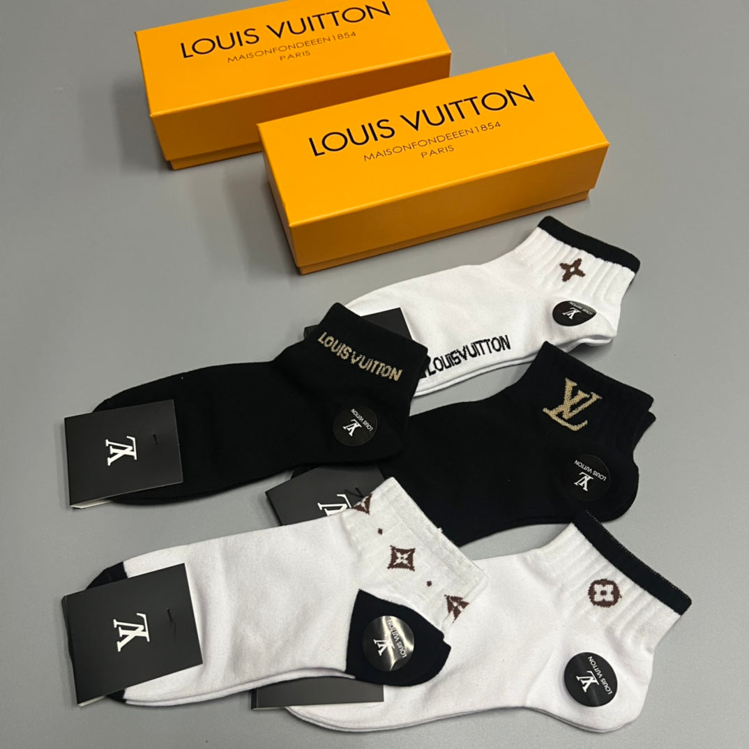 Louis Vuitton Black-and-White Emblem Ankle Socks - Box of 5 Pairs