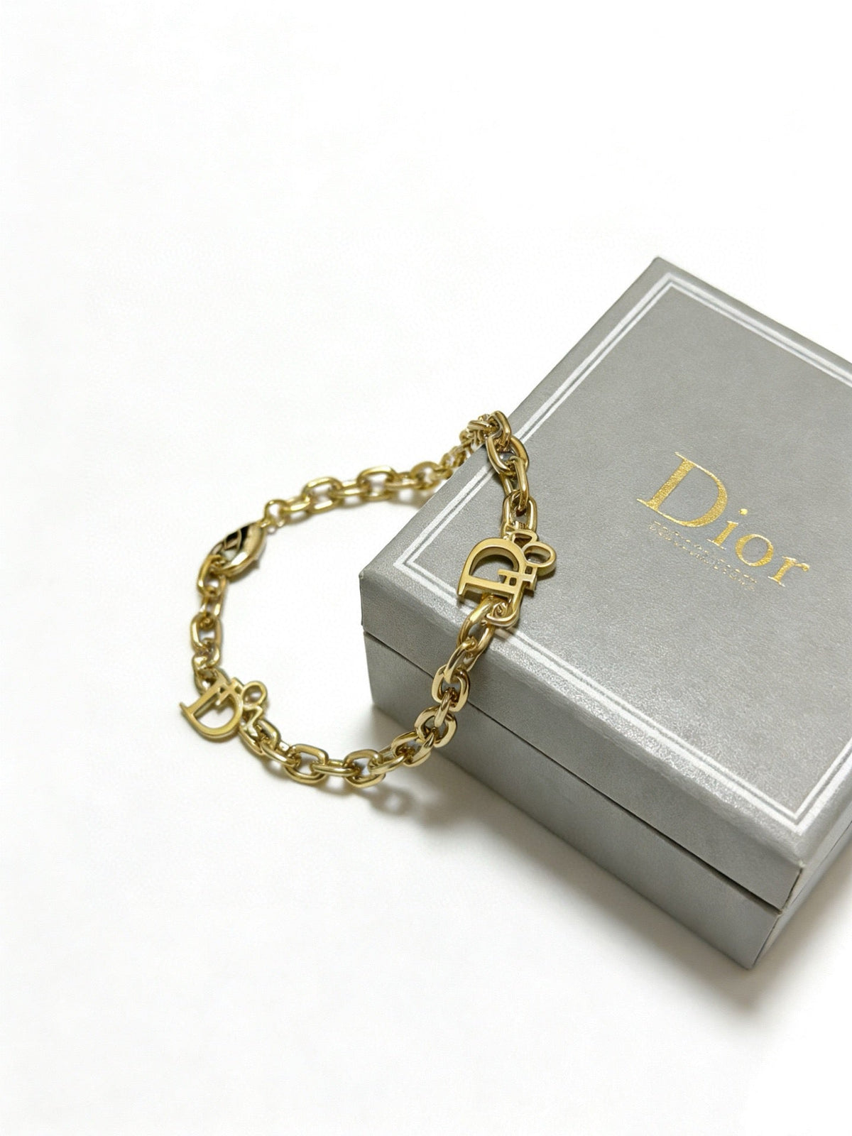 Martin Graham pendant necklace in polished metal-tone – main product view