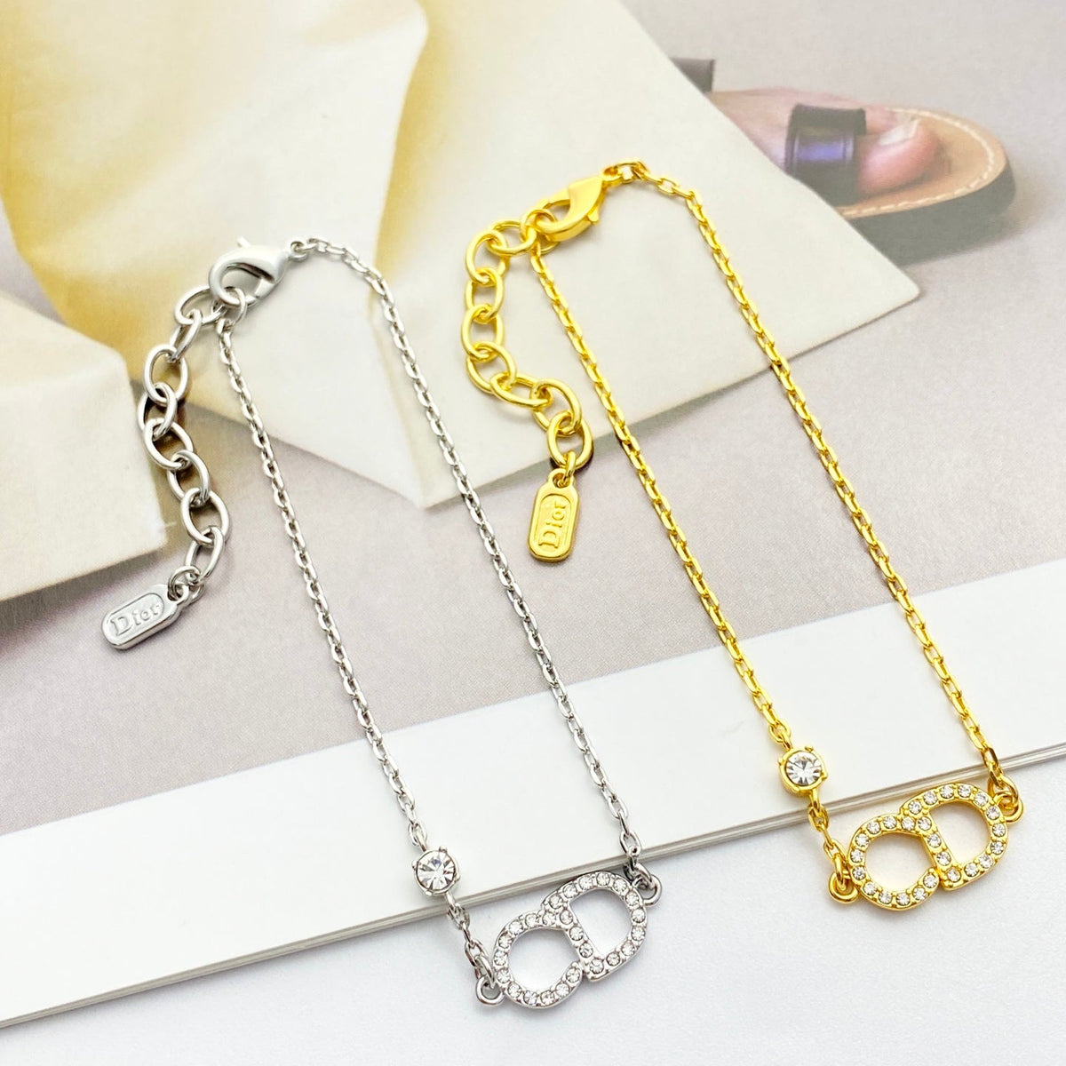 Martin Graham bracelet in polished metal-tone – front view