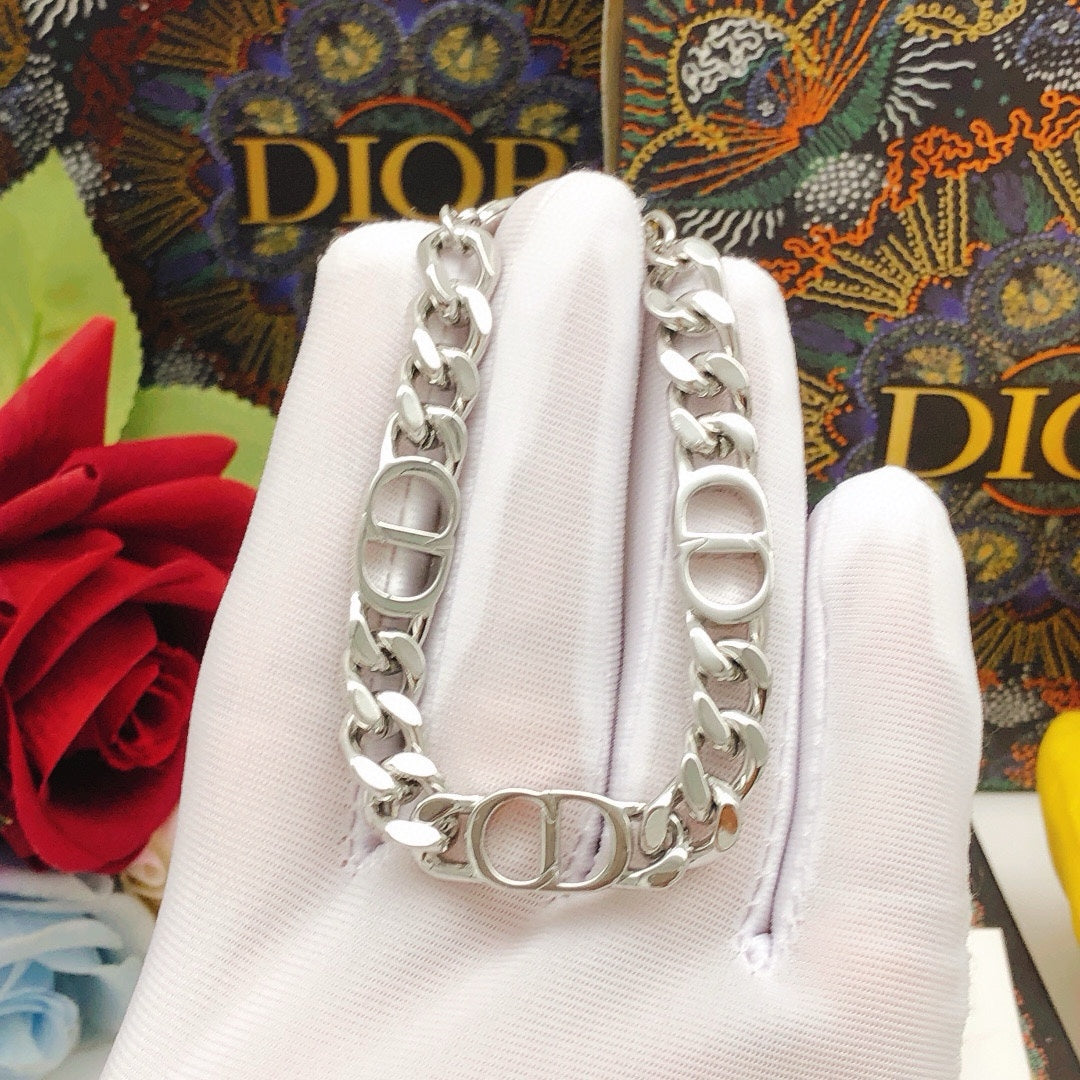 Martin Graham bracelet in polished metal-tone – front view