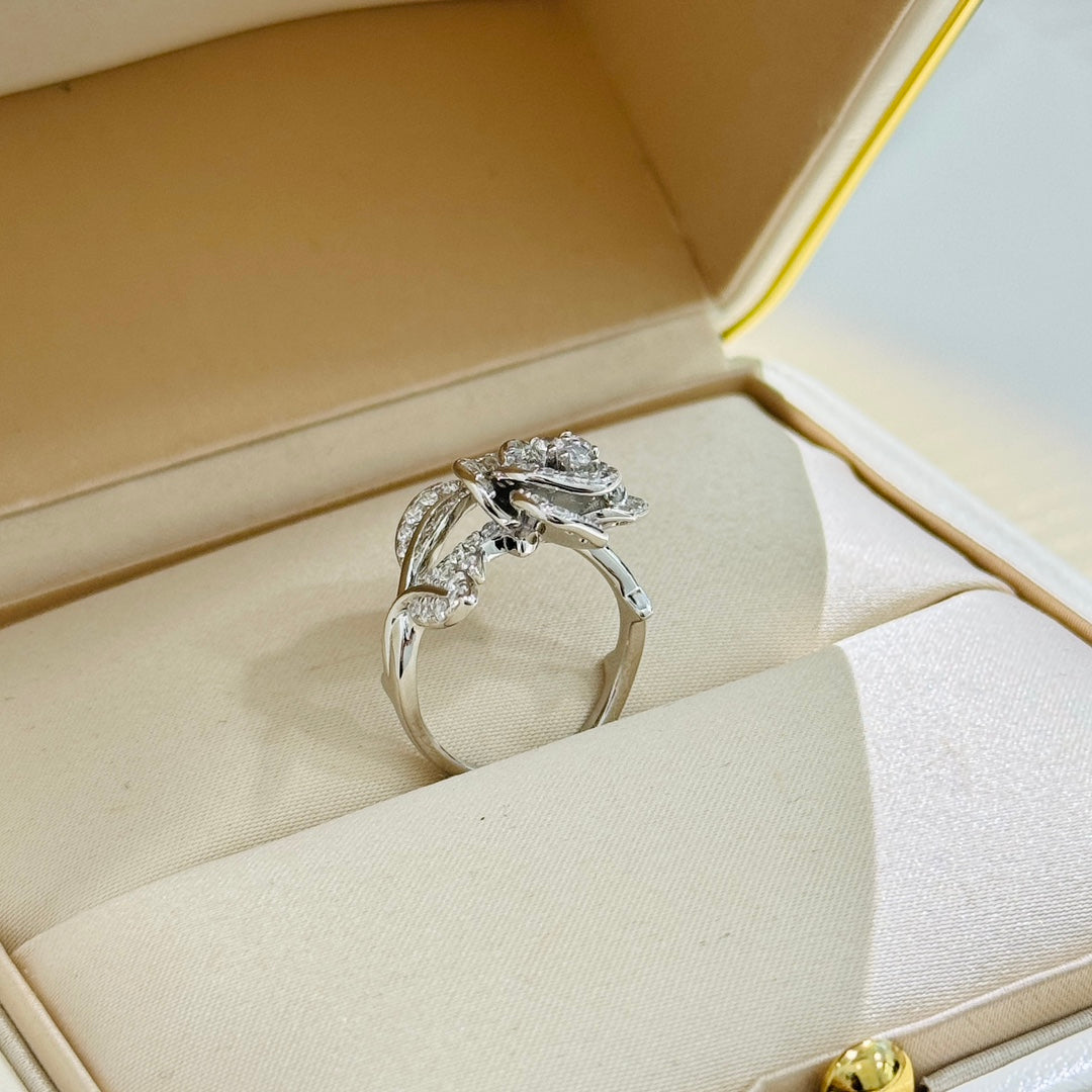 Martin Graham ring in polished metal-tone – detail view