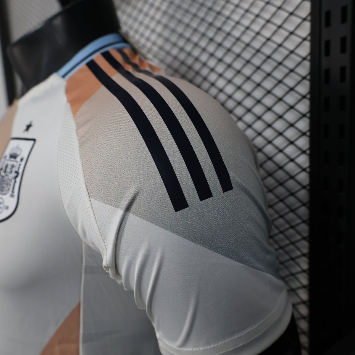 2025/26 Spain Pre-Match Player Version Jersey -White Body - Desert Tan Apricot & Light Blue-Grey Diagonal Colour Block Panels - Dark Navy Crew Neck Collar - RFEF Crest
