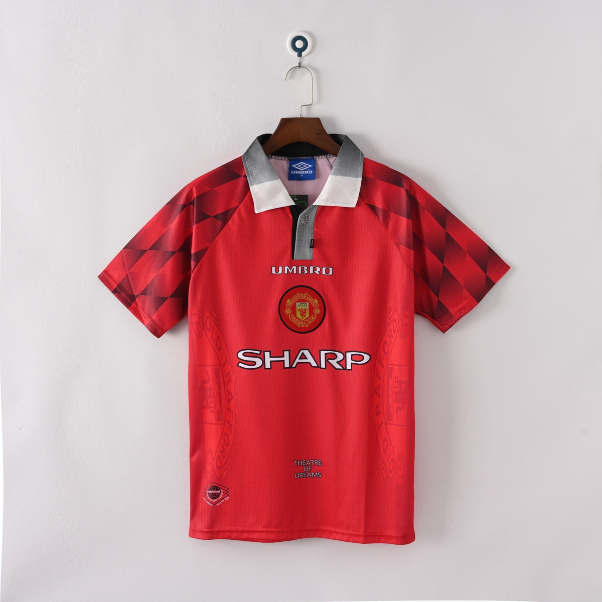 1996/97 Manchester United Home Retro Jersey - Umbro - SHARP Sponsor - Theatre of Dreams