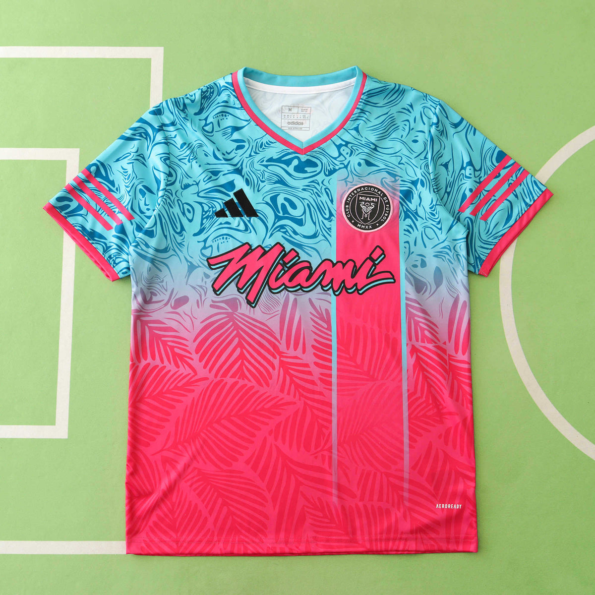 Inter Miami CF Pink Tropical Concept Edition Fan Version Jersey 2024/25 – Blue to Pink Gradient Football Shirt