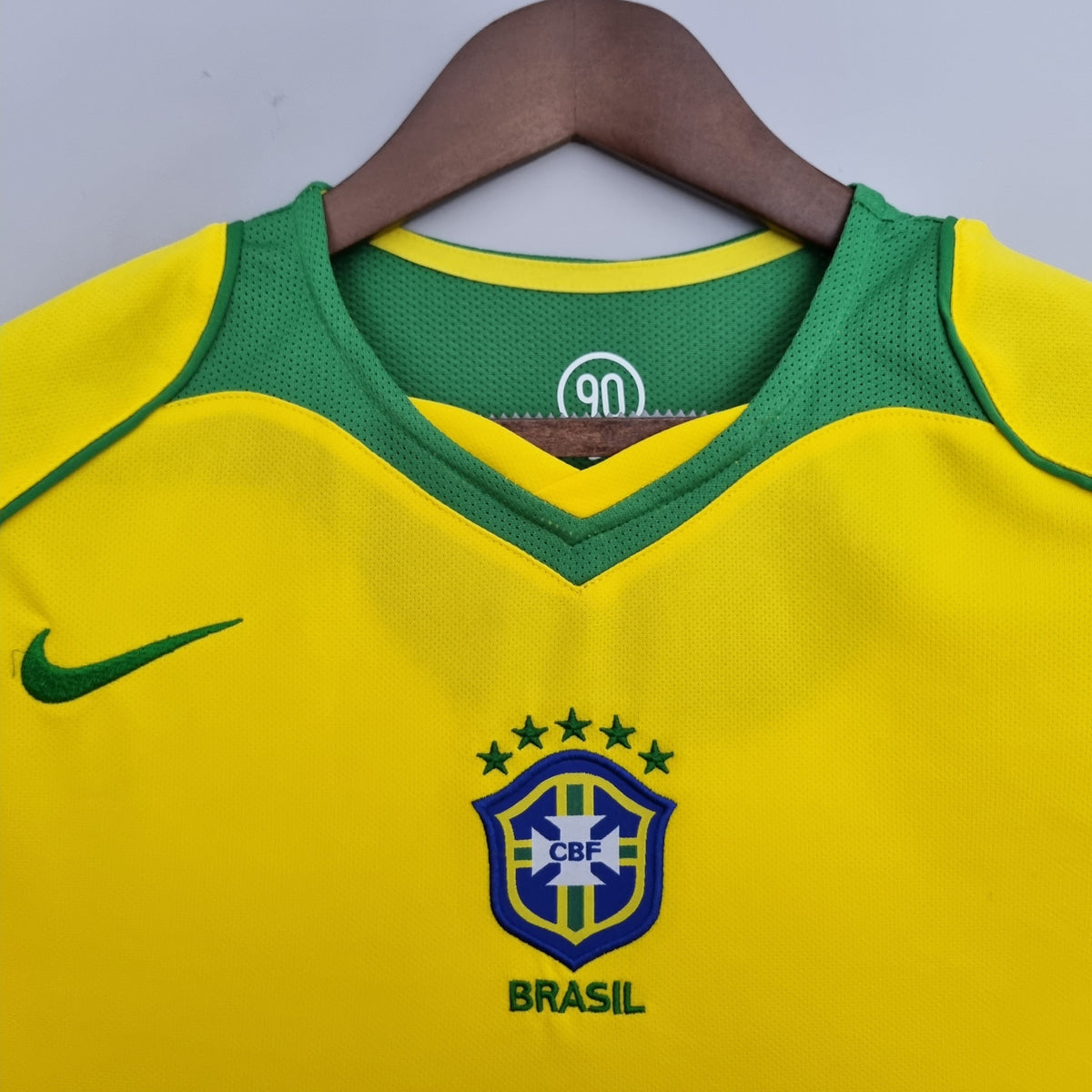 Brazil 2006 World Cup Home Retro Soccer Jersey – Nike CBF Ronaldinho Kaka Ronaldo Roberto Carlos Kit