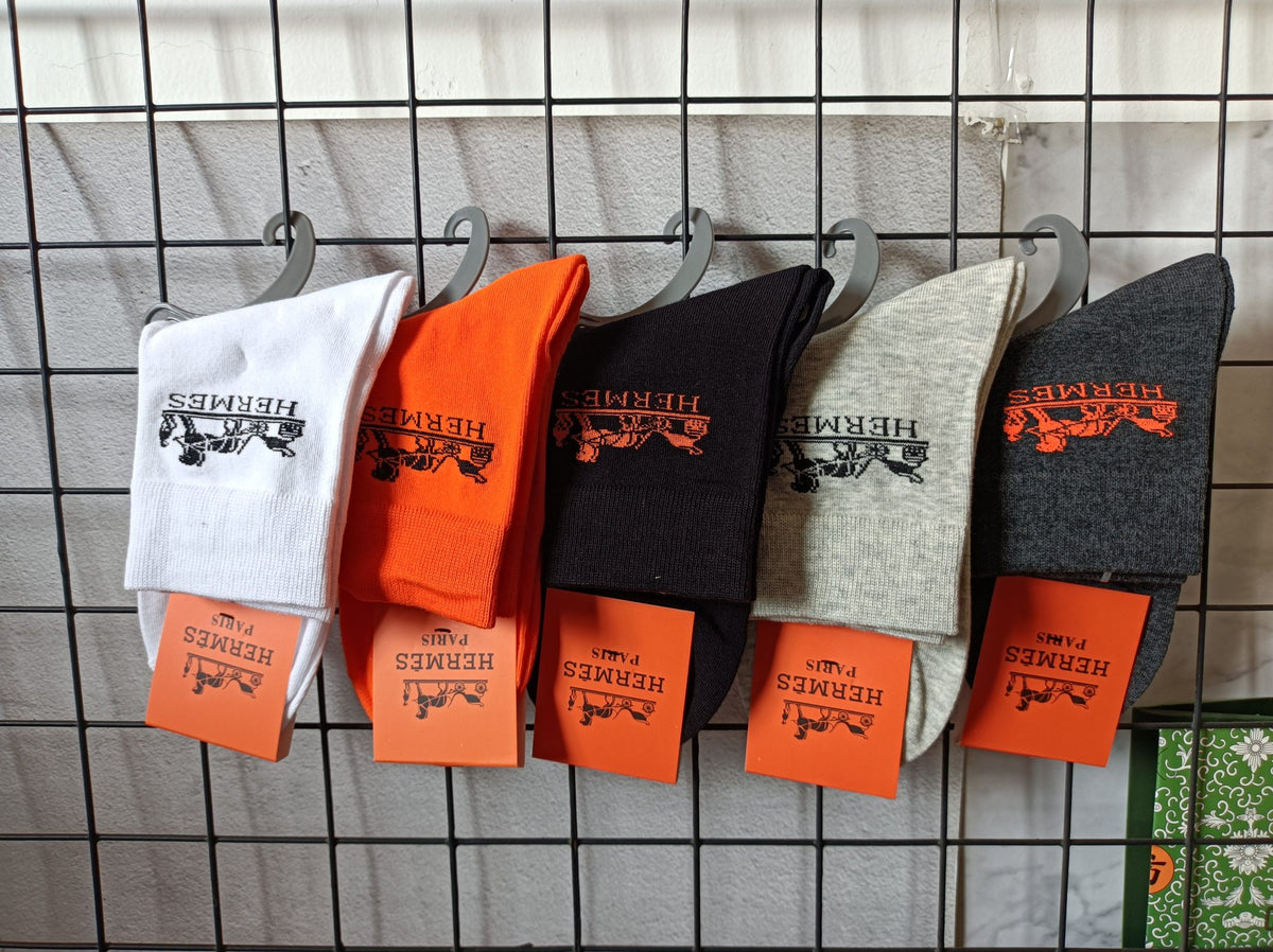 Hermès Neutral Bright Orange Ribbed Cuffs Crew Socks, image 5