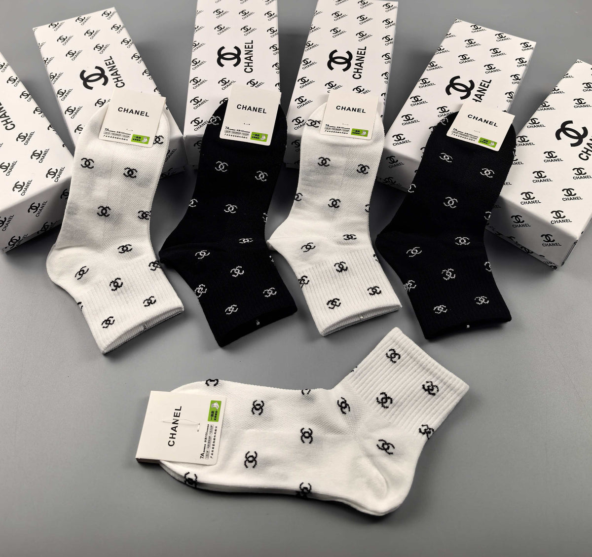 CHANEL Scattered Motif Short Socks, gallery image 5