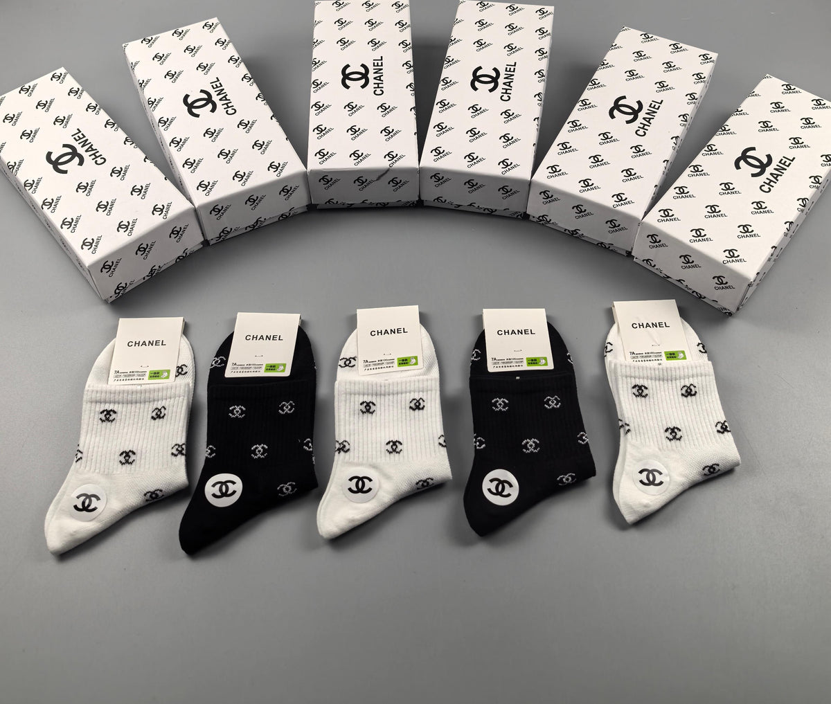 CHANEL Scattered Motif Short Socks, gallery image 9