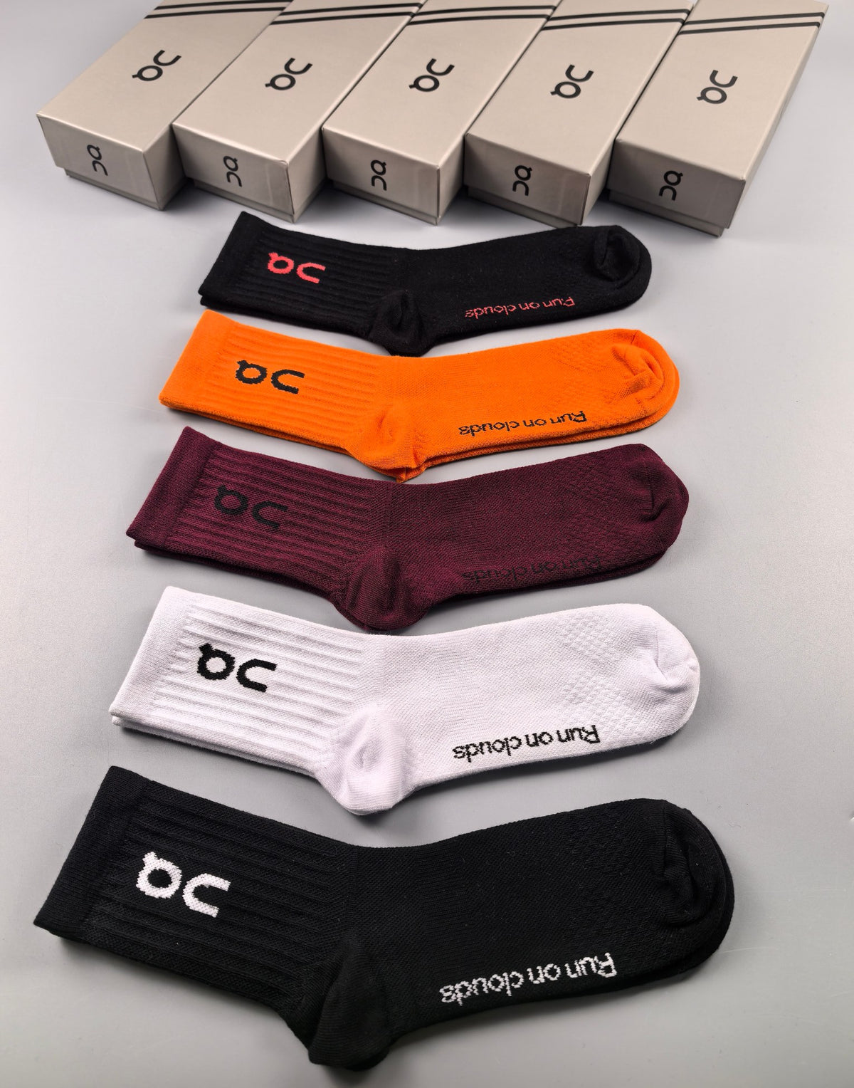 On Colour Mix Logo Low-Cut Socks, Box of 5 Pairs, gallery image 1