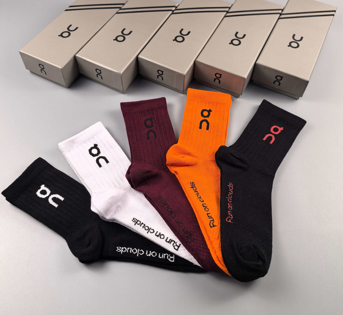 On Colour Mix Logo Low-Cut Socks, Box of 5 Pairs, gallery image 2