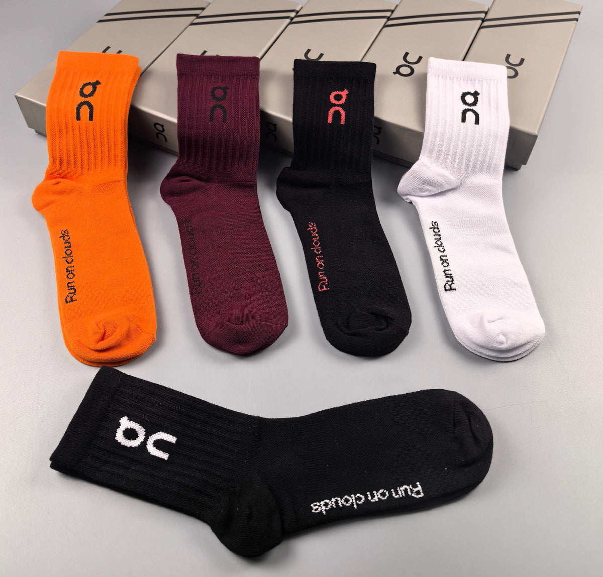 On Colour Mix Logo Low-Cut Socks, Box of 5 Pairs, gallery image 5