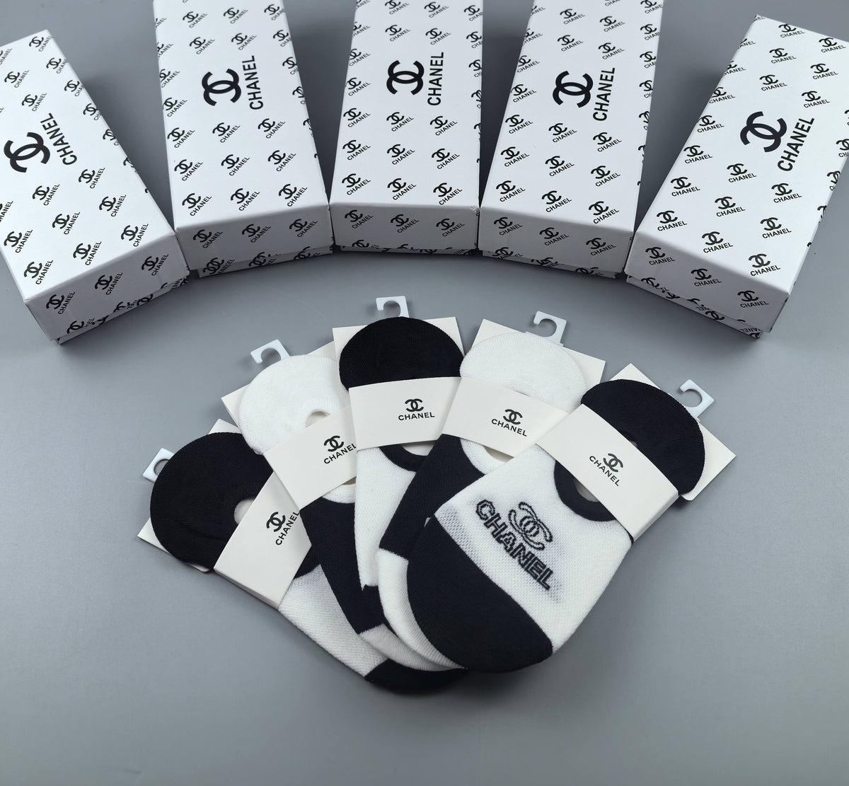 CHANEL Graphic Low-Opening Sock Selection, gallery image 4