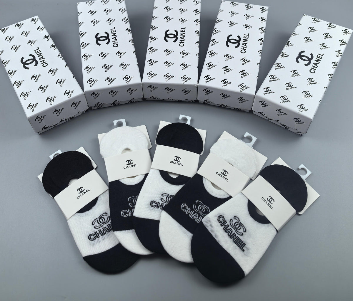 CHANEL Graphic Low-Opening Sock Selection, gallery image 3