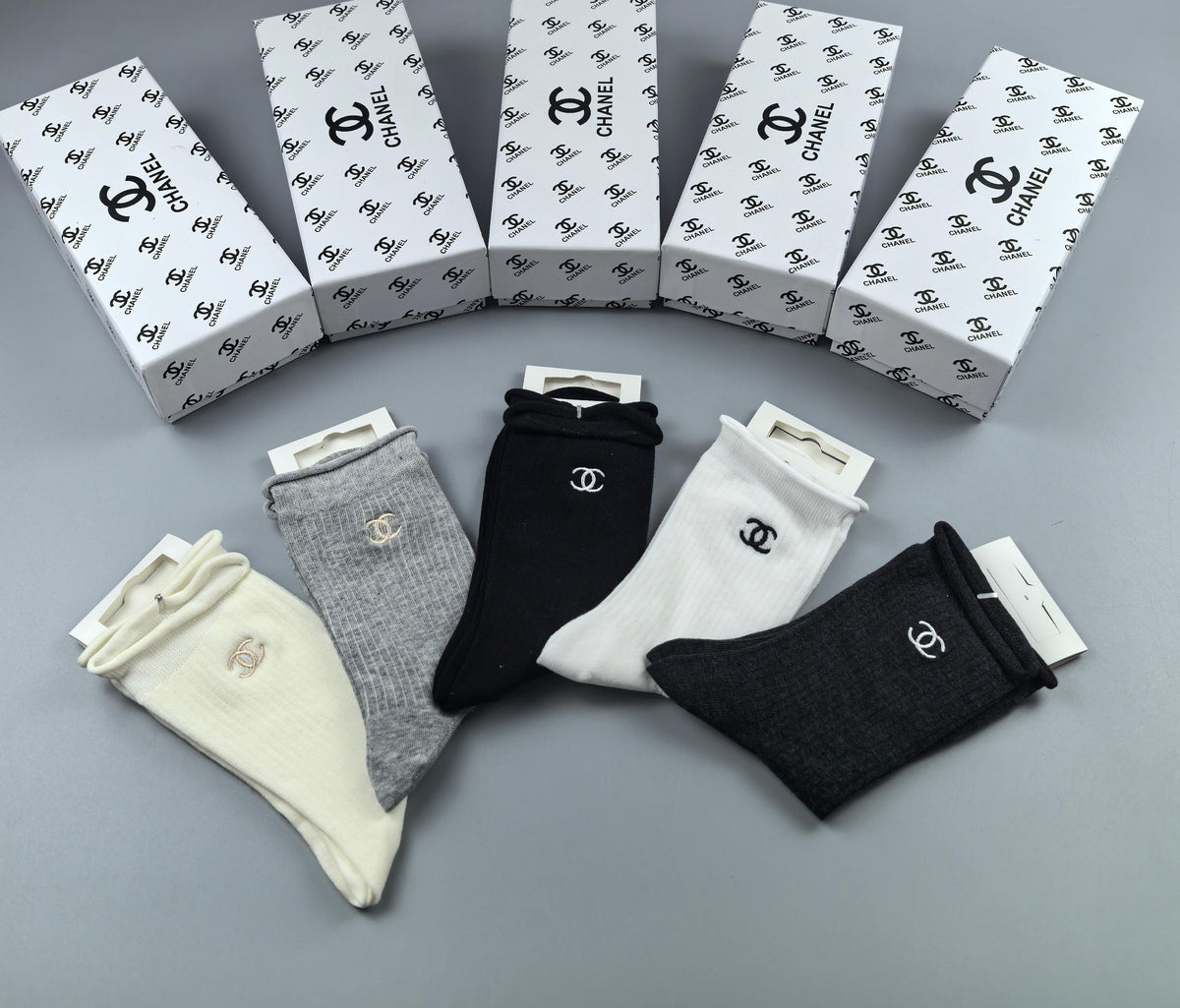 CHANEL Small Logo Neutral Short Socks, gallery image 7