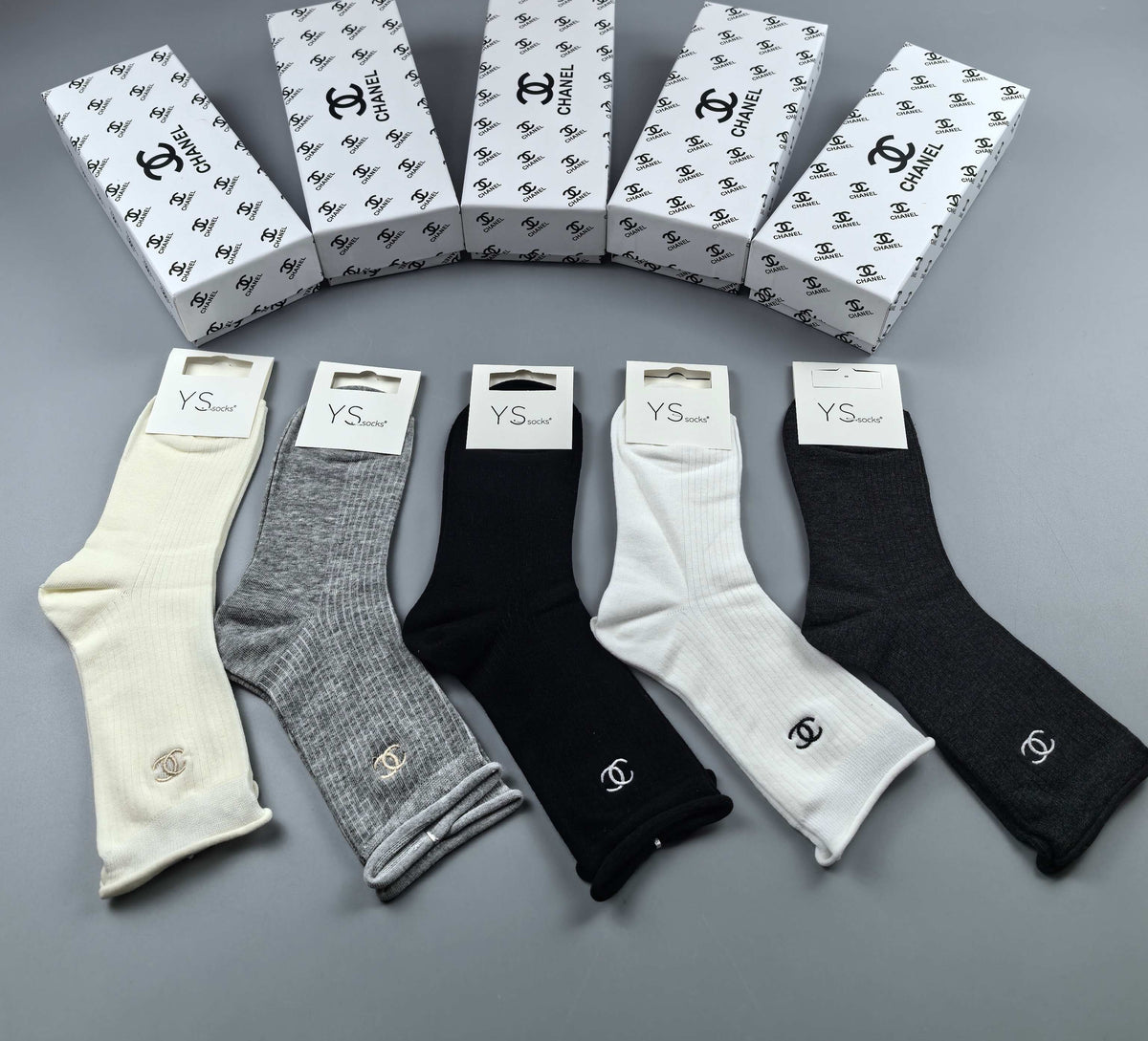CHANEL Small Logo Neutral Short Socks, gallery image 9