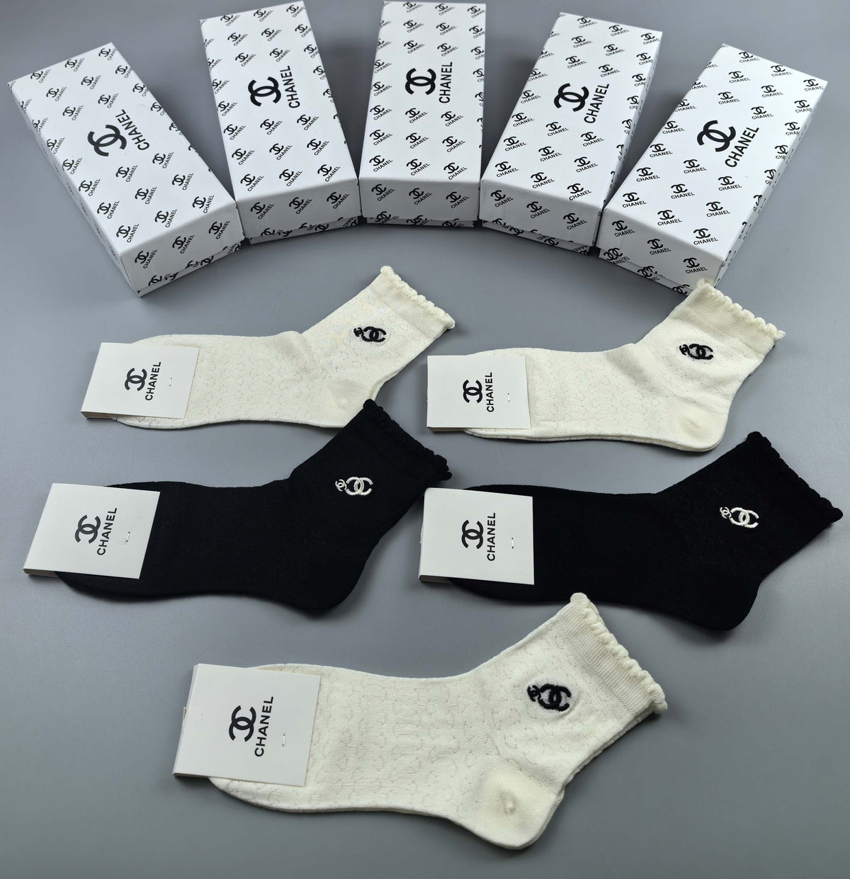 CHANEL Compact Emblem Pale-and-Dark Socks, gallery image 4