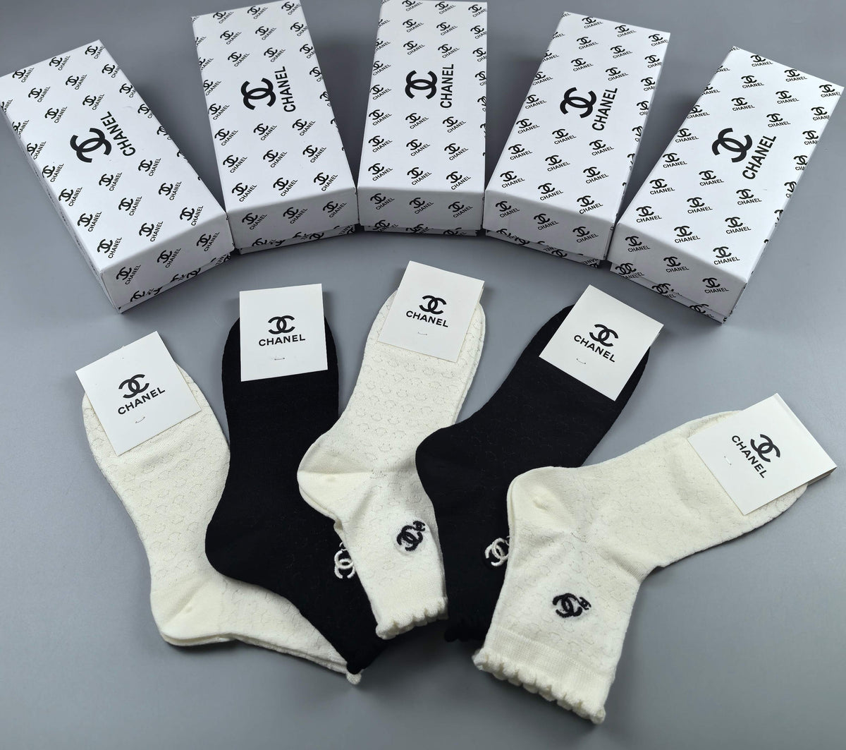 CHANEL Compact Emblem Pale-and-Dark Socks, gallery image 6
