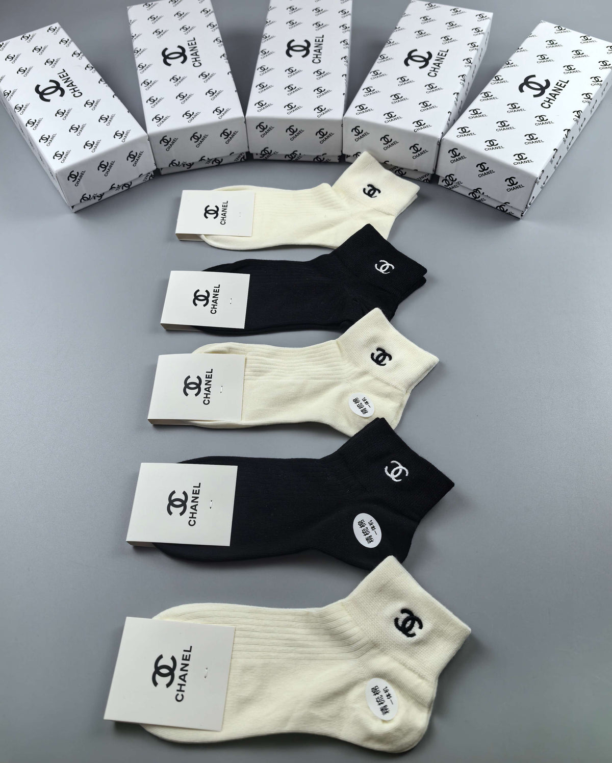 CHANEL Outline Emblem Short Socks, gallery image 1