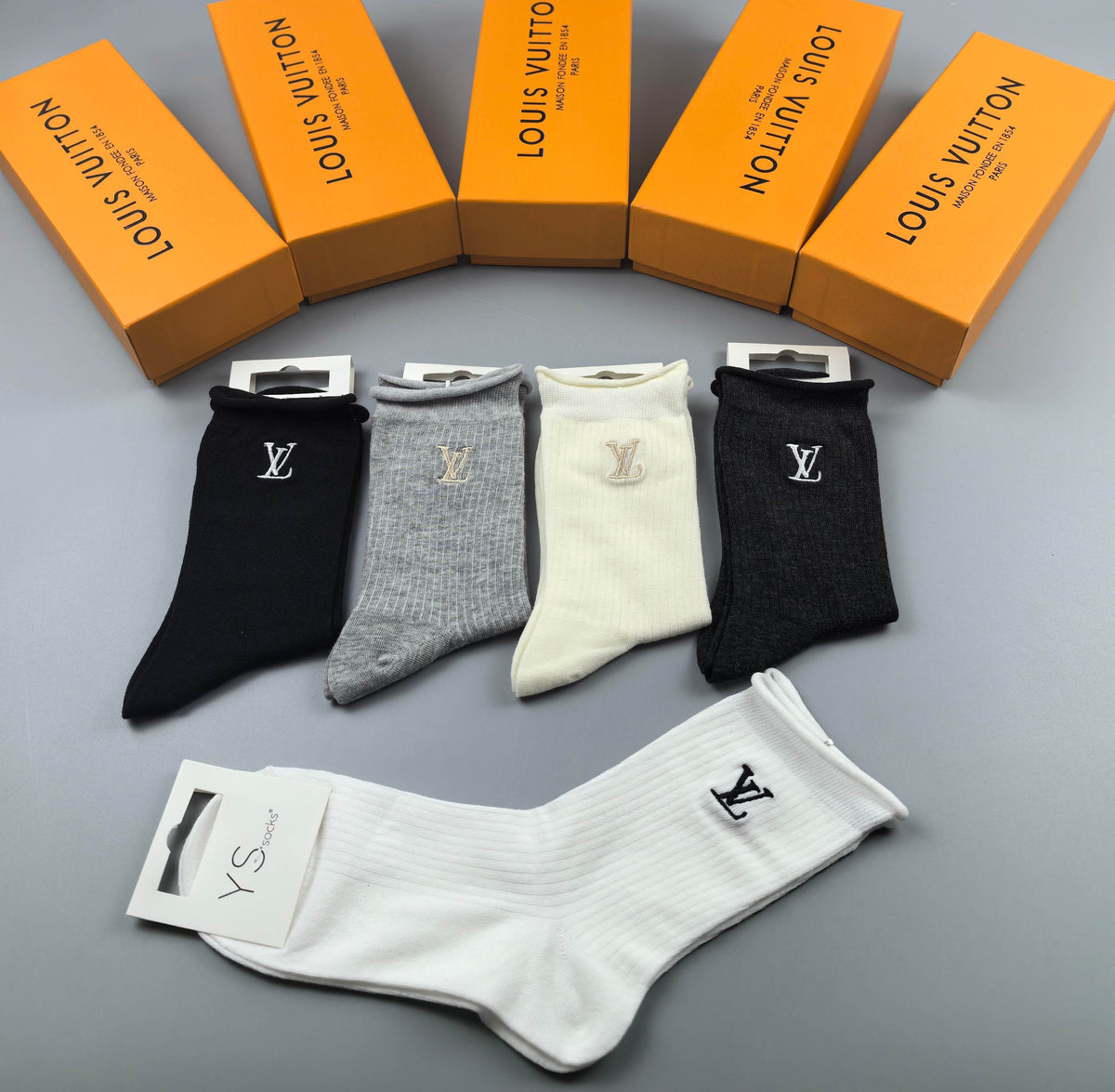 Louis Vuitton Neutral Fine Ribbed Ankle Mix Ankle Socks, image 2