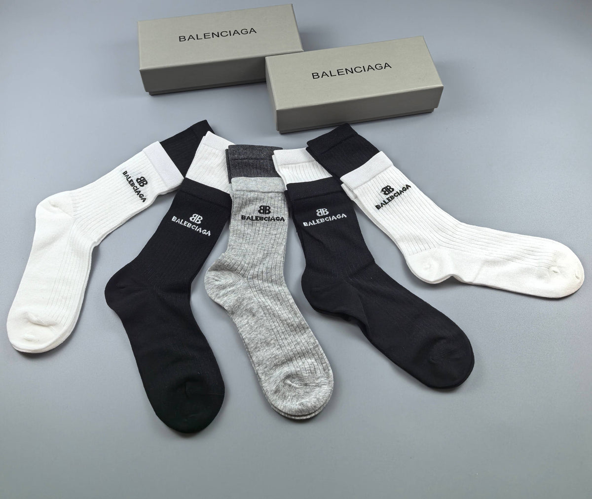 Balenciaga Neutral Small Side Wordmark Crew Socks, image 4