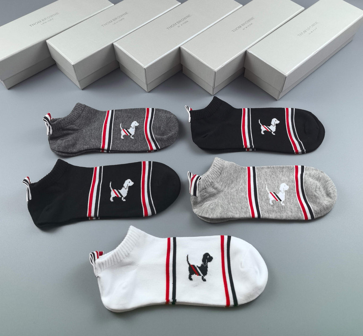 Thom Browne Dog Motif Contrast-Cuff Socks, gallery image 6