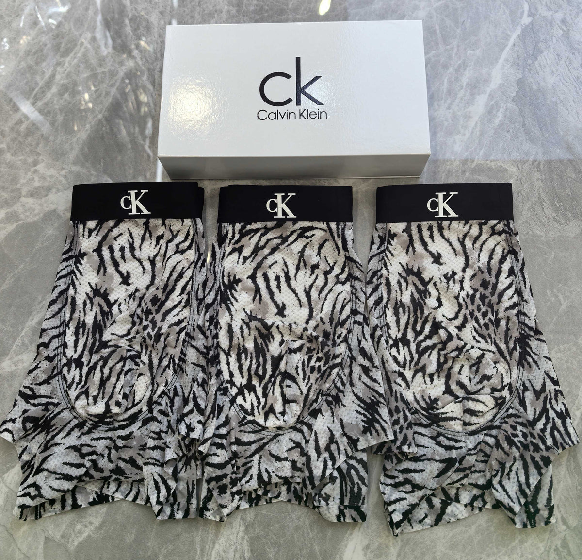 Calvin Klein Black White Abstract Marks Boxer Briefs, image 5