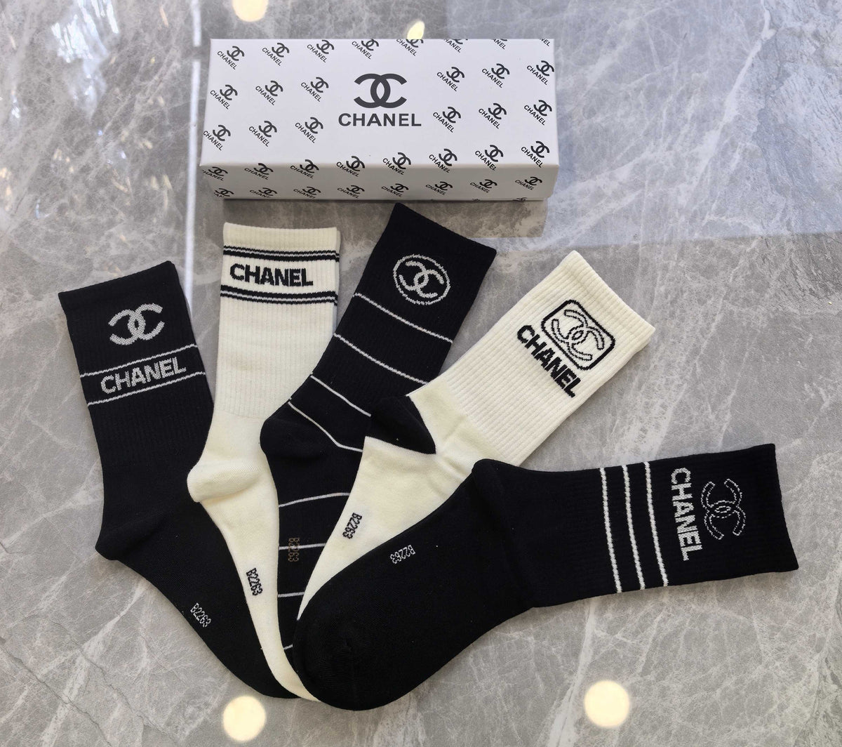 CHANEL Contrast Wordmark Crew Socks, gallery image 3