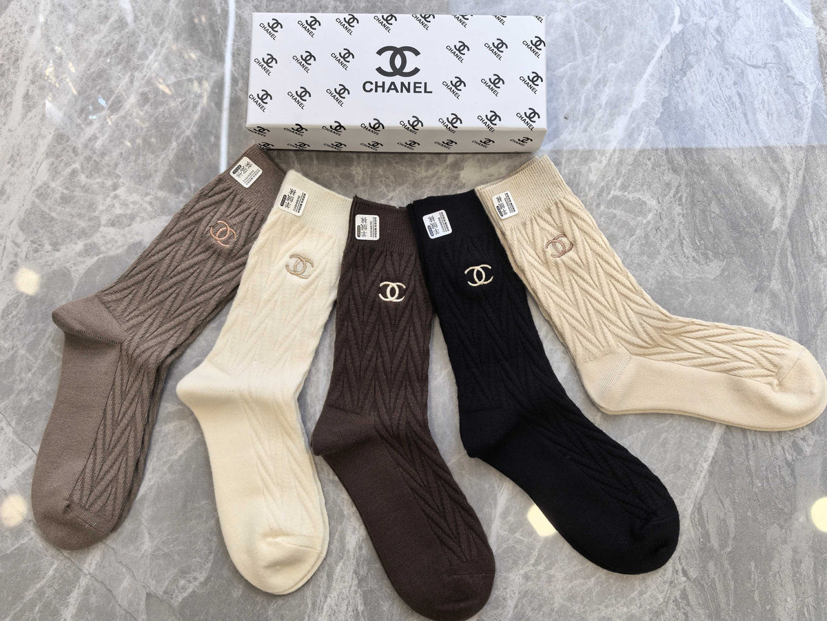 CHANEL Diamond Knit Emblem Crew Socks, gallery image 4