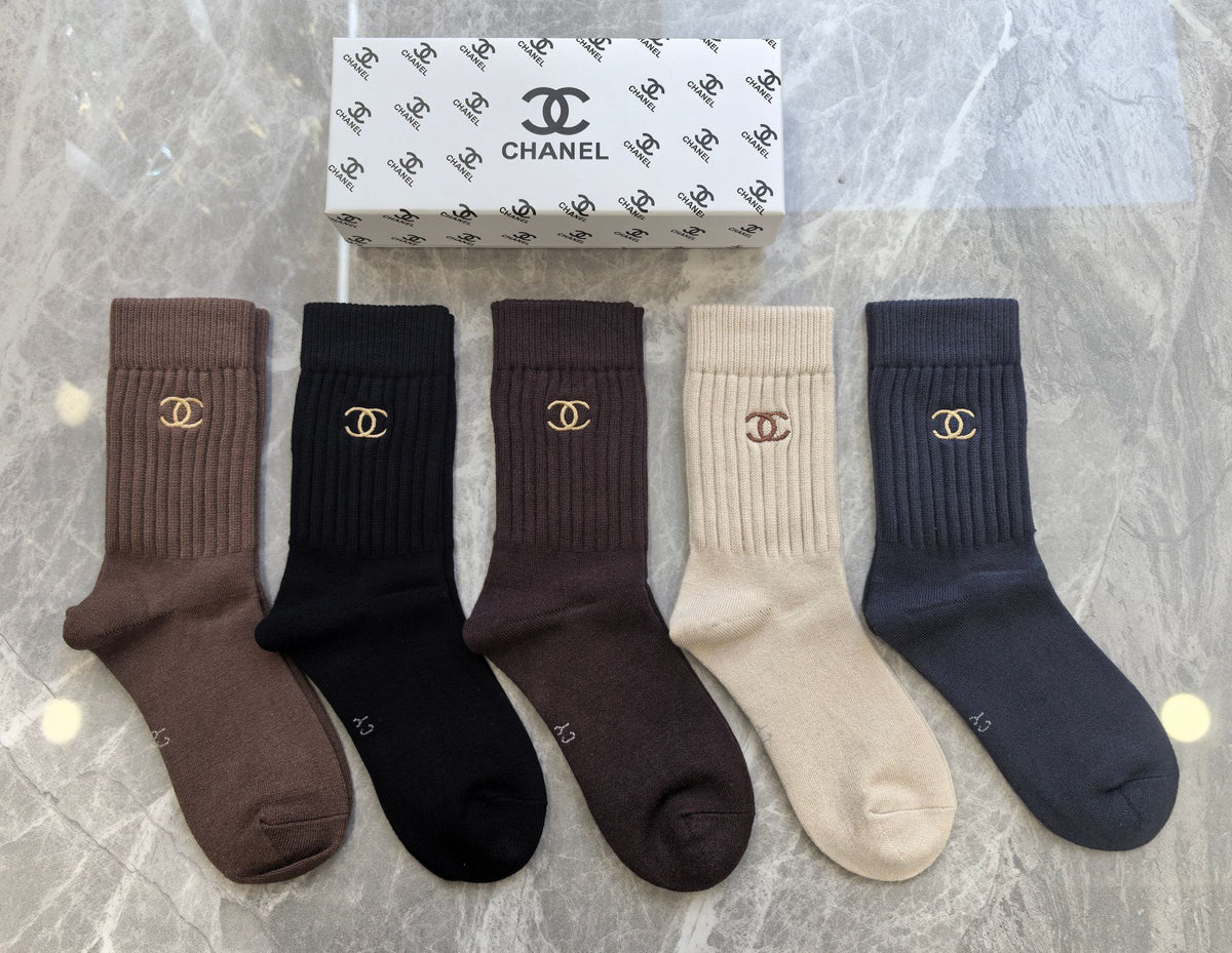 CHANEL Wide Letter-Band Earth-Tone Socks, gallery image 3