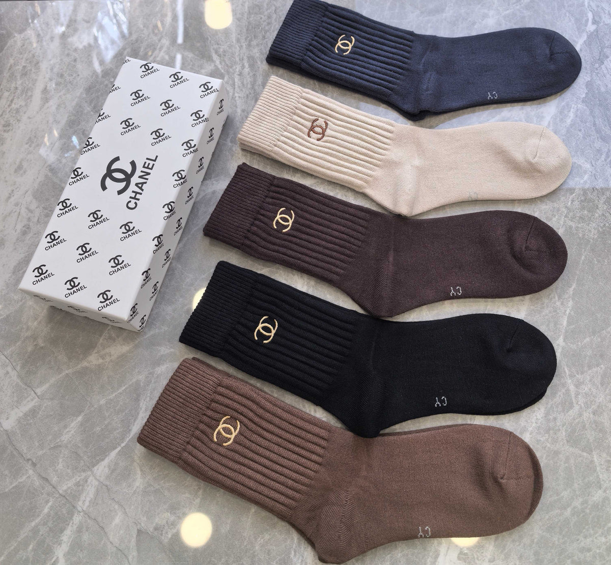CHANEL Wide Letter-Band Earth-Tone Socks, gallery image 5