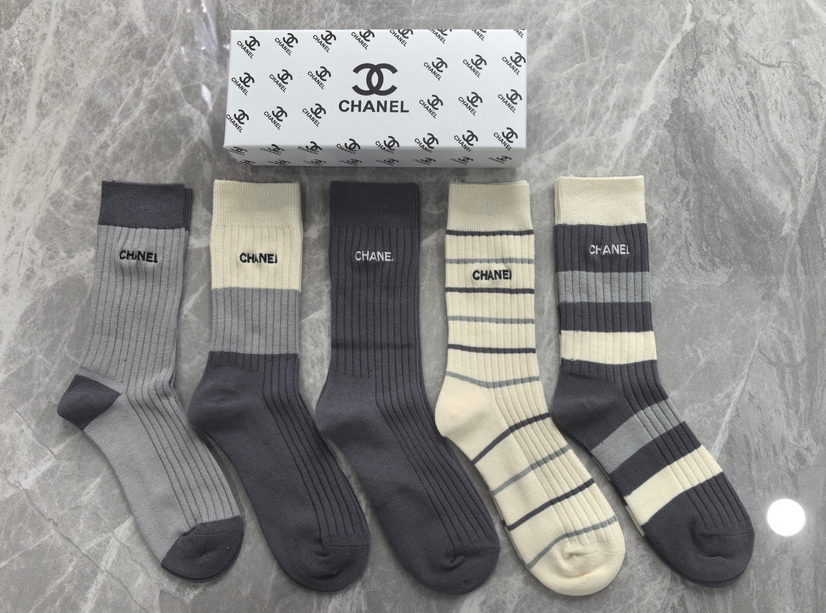 CHANEL Tall Letter-Detail Ribbed Socks, gallery image 3