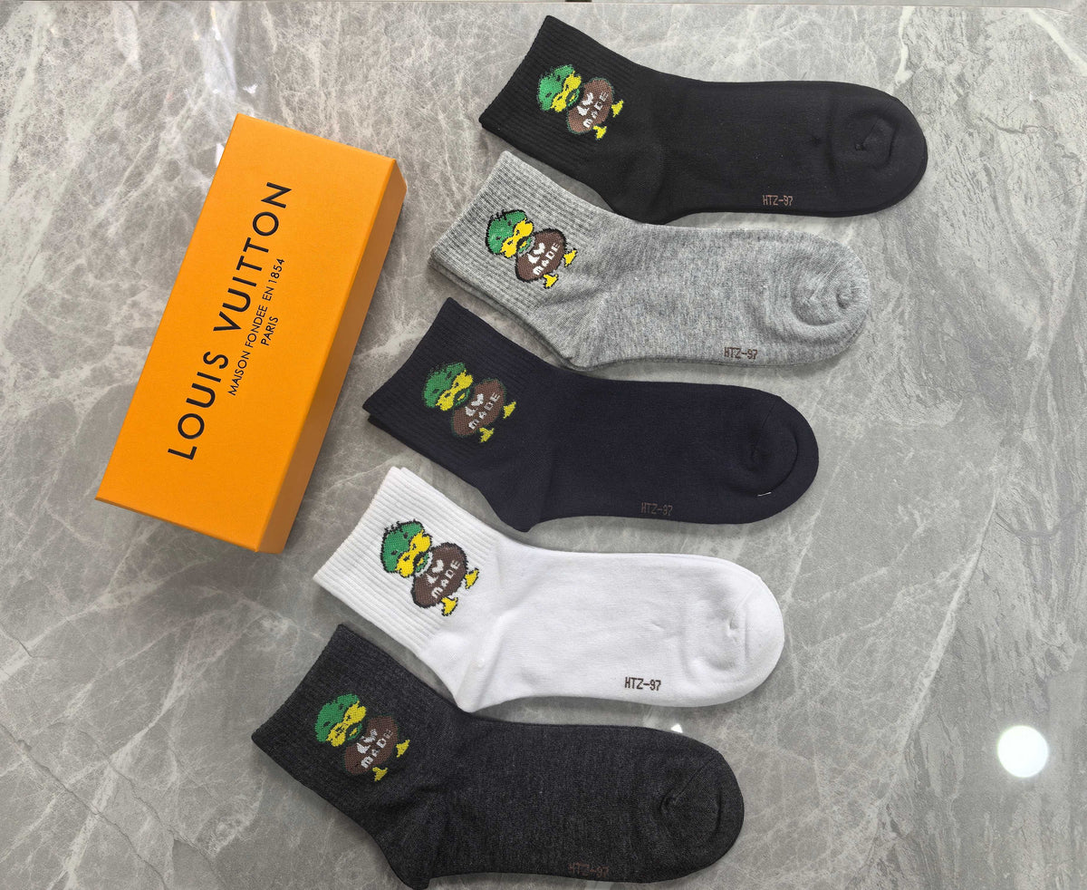 Louis Vuitton Grey Black White Small Character Crew Socks, image 4