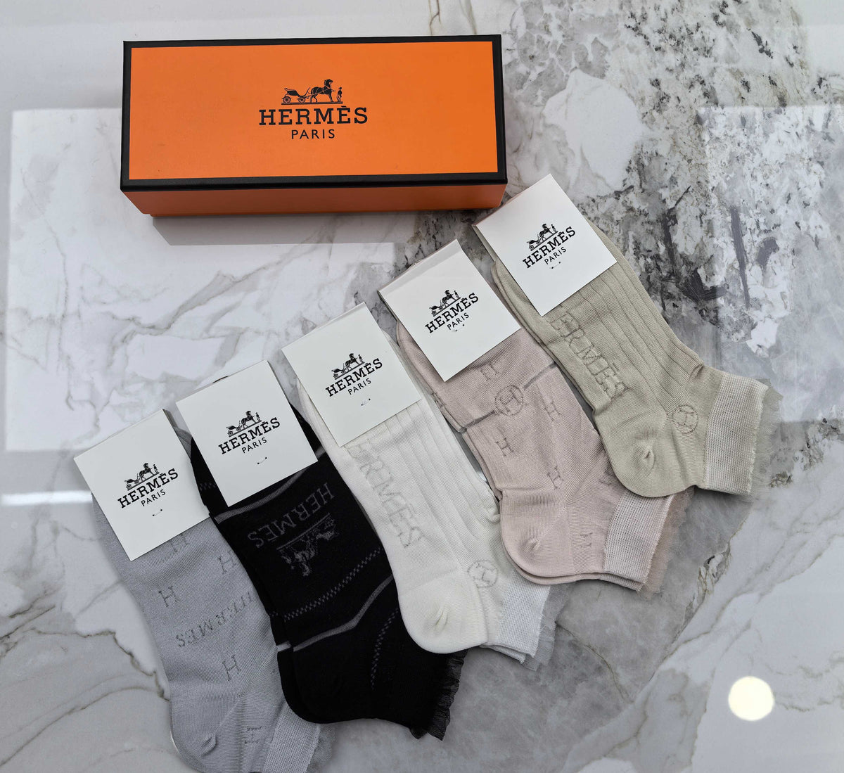 Hermès White Grey Black Small Cuff Carriage Crew Socks, image 5
