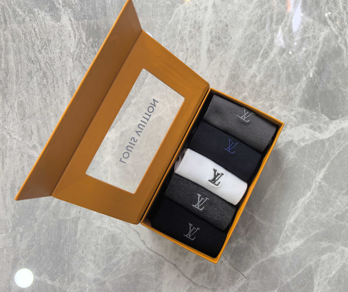 Louis Vuitton Black White Grey Plain Rib Mix Crew Socks, image 5