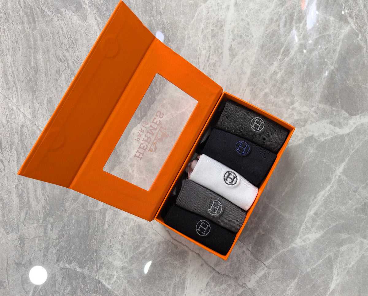 Hermès Black White Grey Plain Cuff Mix Crew Socks, image 5