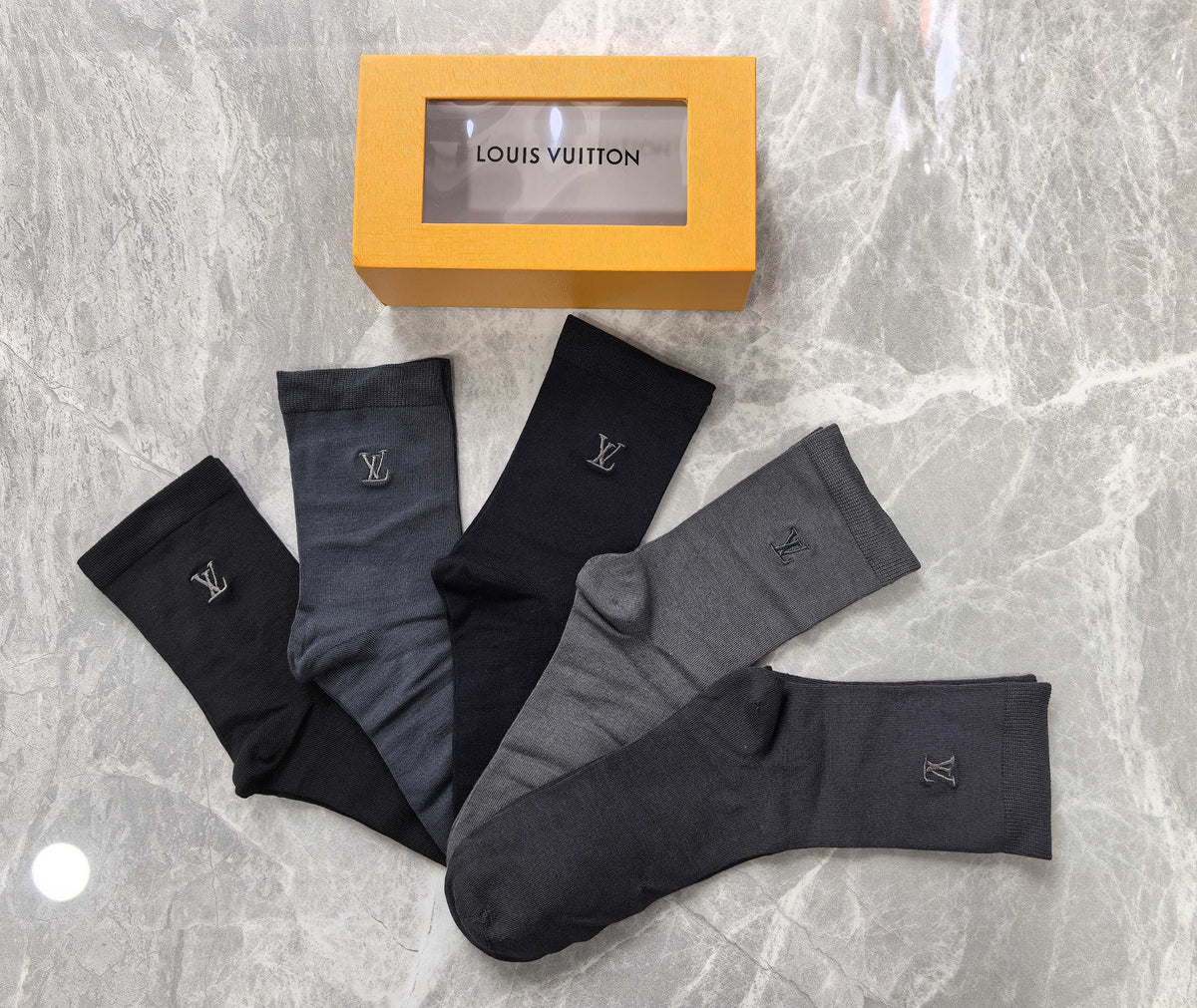 Louis Vuitton Grey Navy Plain Fine Rib Crew Socks, image 3