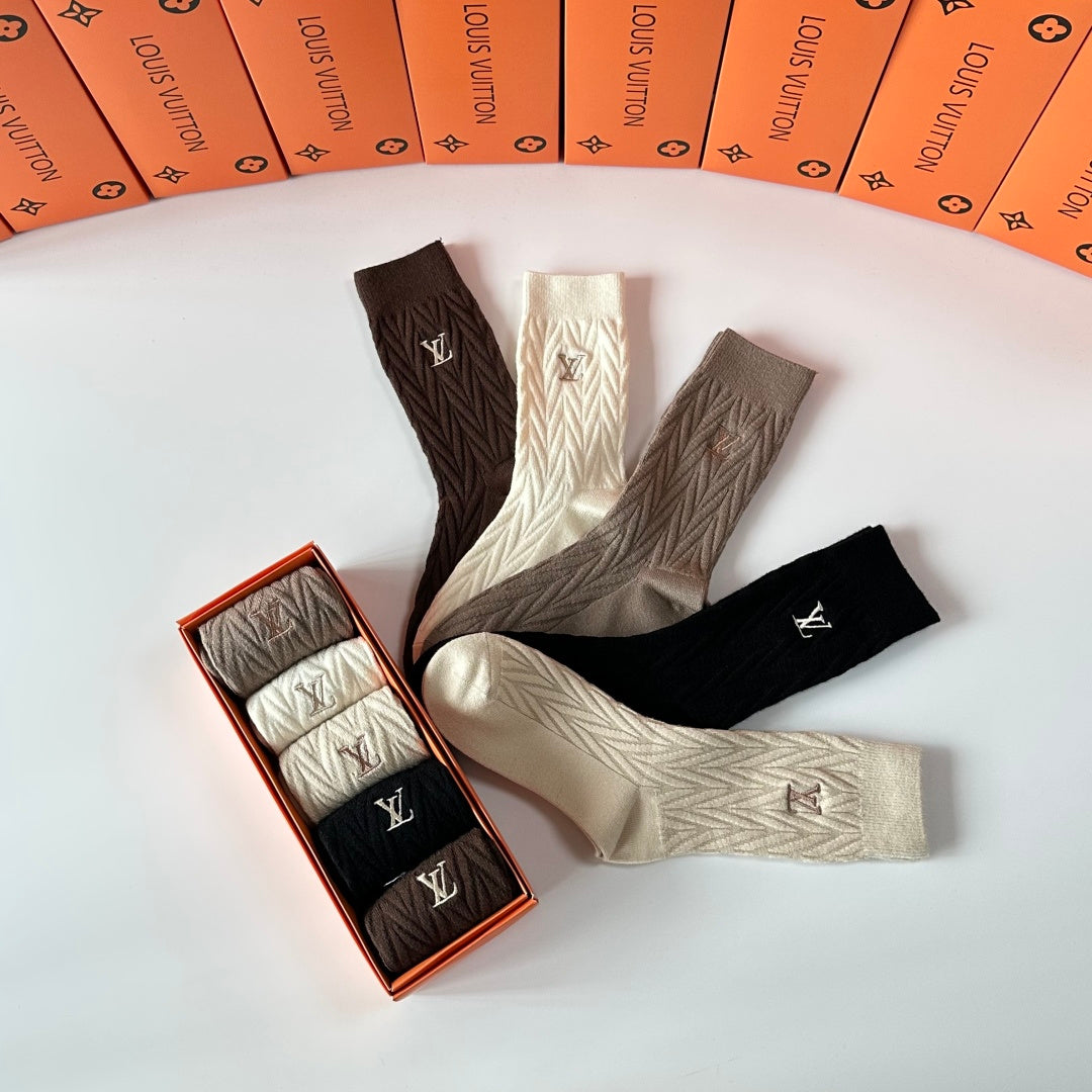Louis Vuitton Earthy Cream Fine Ribbed Cuffs Crew Socks, image 9