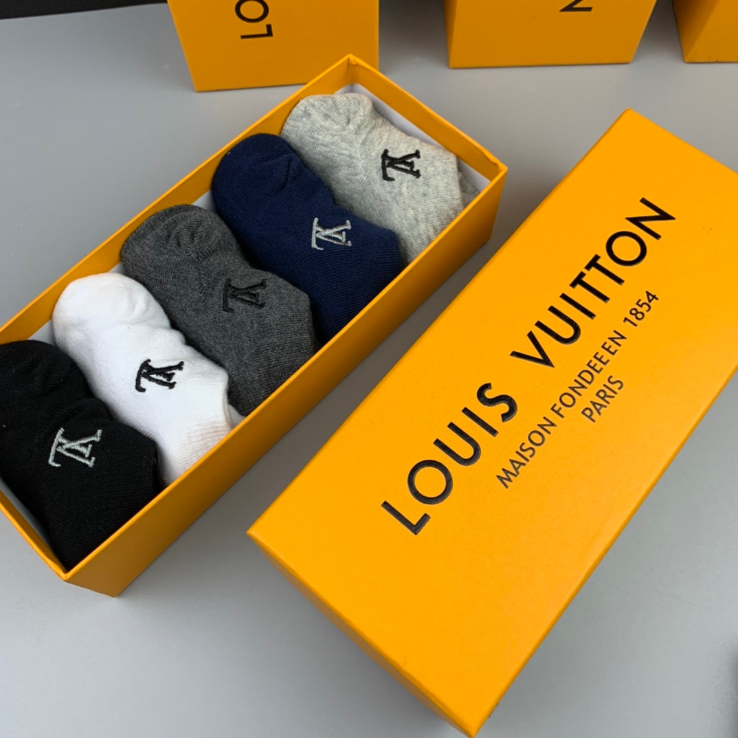Louis Vuitton Neutral Small Foot Wordmarks Ankle Socks, image 5